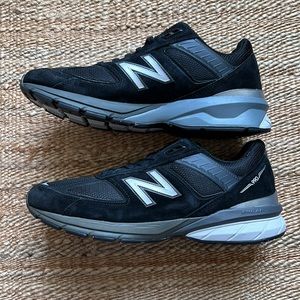 UNWORN New Balance 990v5 - Black - Made in the USA - Size 11.5